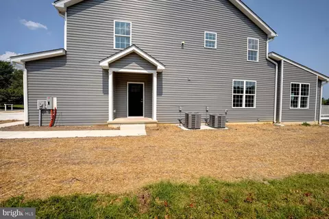 Exterior - 29 Mapledale Rd, Dover, DE 19904 photo 6 of 9