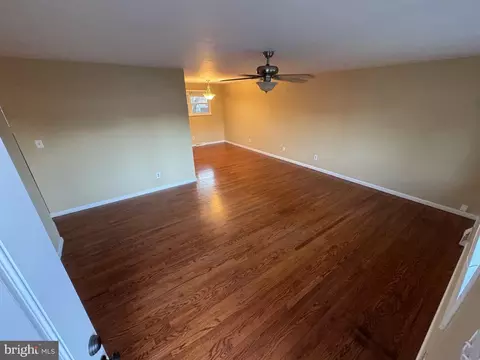 310 Eisenhower Dr, Dover, DE 19901 photo 6