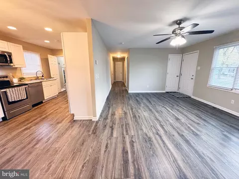 Entry Way - 67 Ann Ave, Dover, DE 19904 photo 1 of 4
