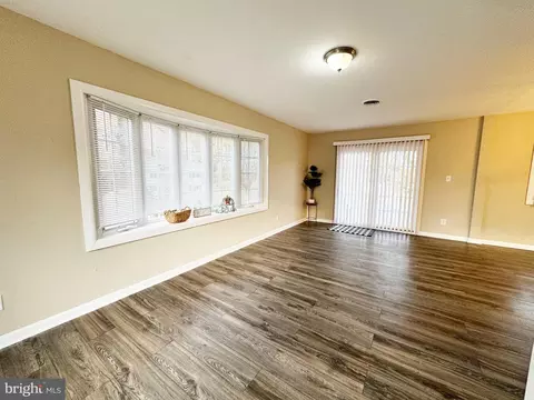 Living - 67 Ann Ave, Dover, DE 19904 photo 1 of 13