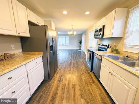 Kitchen - 67 Ann Ave, Dover, DE 19904 photo 2 of 6