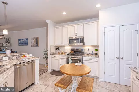 Kitchen - 275 Hidden Brook Blvd, Dover, DE 19904 photo 3 of 3