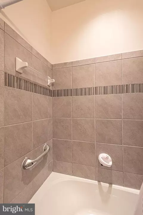 Bath - 275 Hidden Brook Blvd, Dover, DE 19904 photo 7 of 7