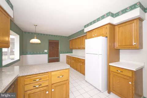 Kitchen - 65 W Fairfield Dr, Dover, DE 19901 photo 2 of 4
