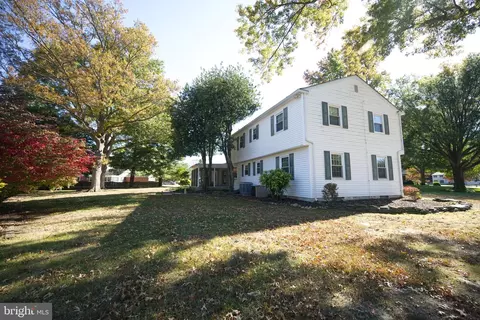 Exterior - 65 W Fairfield Dr, Dover, DE 19901 photo 6 of 9