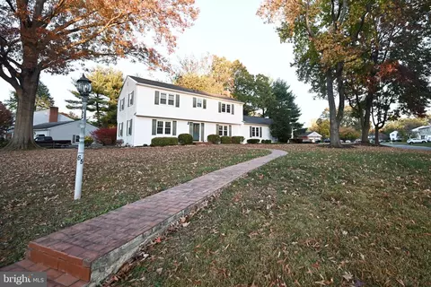 Exterior - 65 W Fairfield Dr, Dover, DE 19901 photo 2 of 9