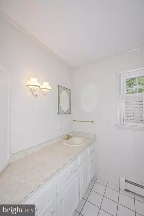 Bath - 65 W Fairfield Dr, Dover, DE 19901 photo 1 of 6