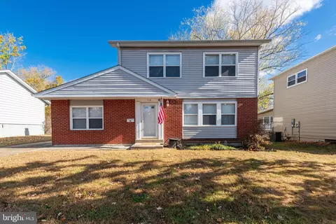 713 Carol St, Dover, DE 19904