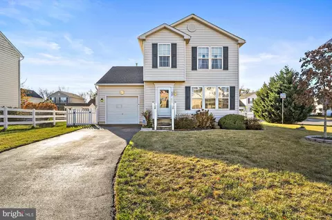 429 Woodpecker Dr, Smyrna, DE 19977