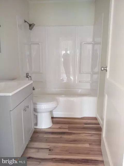 Bath - 904 Kenton Rd, Dover, DE 19904 photo 1 of 1