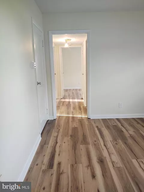 Entry Way - 904 Kenton Rd, Dover, DE 19904 photo 3 of 3