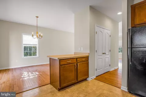 Entry Way - 157 Lexington Pl, Dover, DE 19901 photo 2 of 10