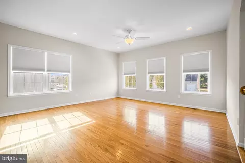 Living - 157 Lexington Pl, Dover, DE 19901 photo 1 of 5