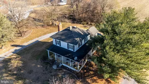 1008 Mcginnis Pond Rd, Frederica, DE 19946