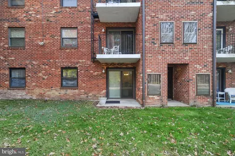 2 Berwyn Hall #211, Dover, DE 19904