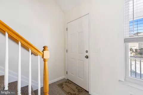 Entry Way - 31 Moriarty St, Dover, DE 19901 photo 2 of 8