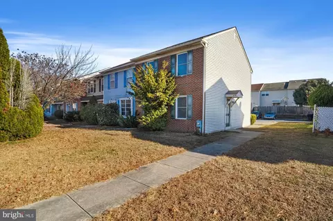 317 Stonebrook Pl, Dover, DE 19904