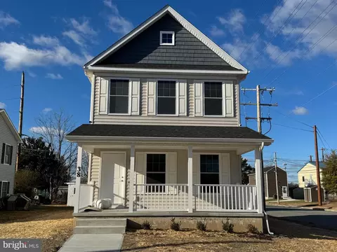 38 N Kirkwood St, Dover, DE 19904