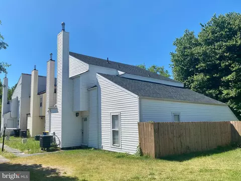 232 Chenault Ct, Dover, DE 19901