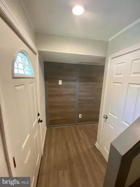 Entry Way - 232 Chenault Ct, Dover, DE 19901 photo 2 of 2