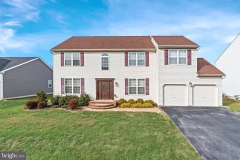 87 Parma Dr, Clayton, DE 19938