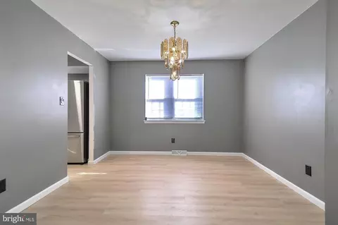 Living - 74 Old Forge Dr, Dover, DE 19904 photo 1 of 5