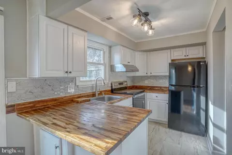 Kitchen - 222 Green Blade Dr, Dover, DE 19904 photo 1 of 1