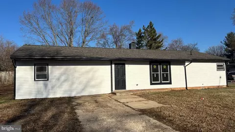 201 President Dr, Dover, DE 19901