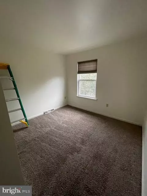 261 Northdown Dr, Dover, DE 19904 photo 4