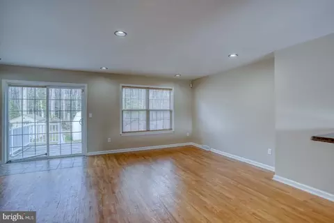 Living - 503 Schooner Way, Dover, DE 19901 photo 2 of 6