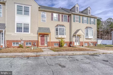 Exterior - 503 Schooner Way, Dover, DE 19901 photo 2 of 3
