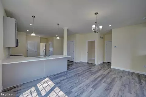 Entry Way - 33 Mapledale Rd, Dover, DE 19904 photo 10 of 20