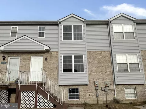 674 Dairy Dr, Smyrna, DE 19977