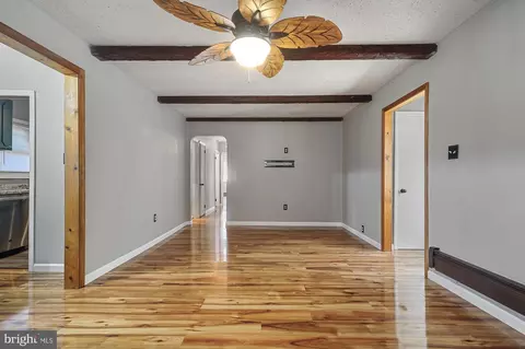 Entry Way - 9 Evergreen Dr, Dover, DE 19901 photo 2 of 6