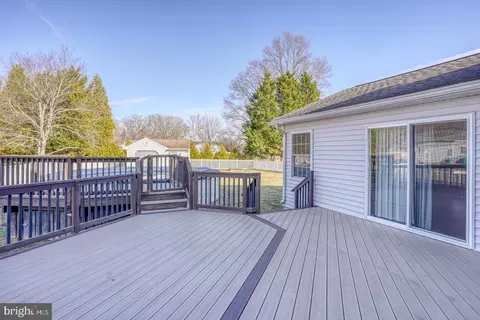 Exterior - 82 Evelyndale Dr, Dover, DE 19901 photo 3 of 6