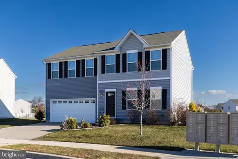 Exterior - 319 Bluecoat St, Dover, DE 19901 photo 2 of 4