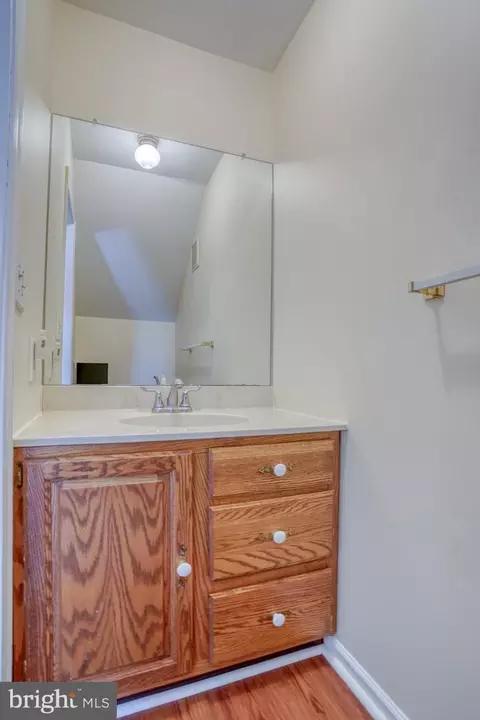 Bath - 105 Cobblestone Ln, Dover, DE 19904 photo 2 of 2
