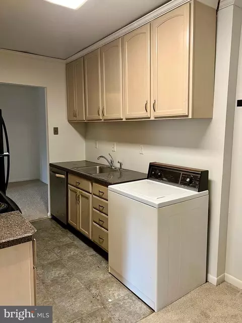 Kitchen - 10 Harlech Hall, Dover, DE 19904 photo 1 of 2