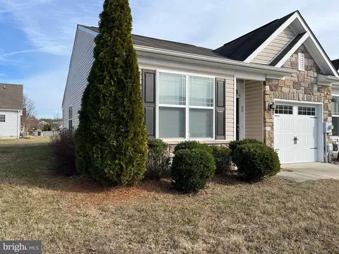 60 Cresthaven Ln, Dover, DE 19901 photo 3