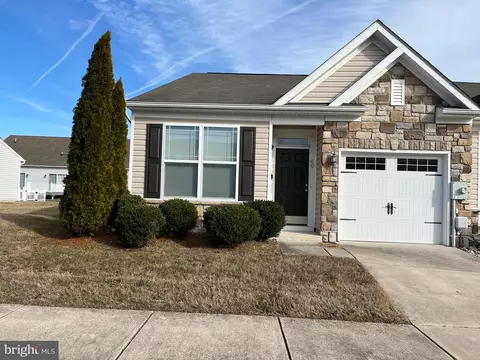 60 Cresthaven Ln, Dover, DE 19901 photo 2