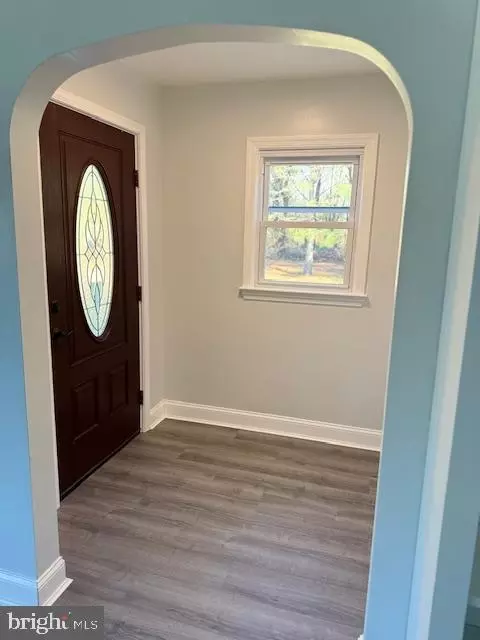 Entry Way - 3930 Vernon Rd, Harrington, DE 19952 photo 1 of 4