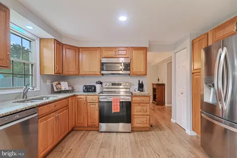Kitchen - 14 Crown Cir, Dover, DE 19901 photo 1 of 2