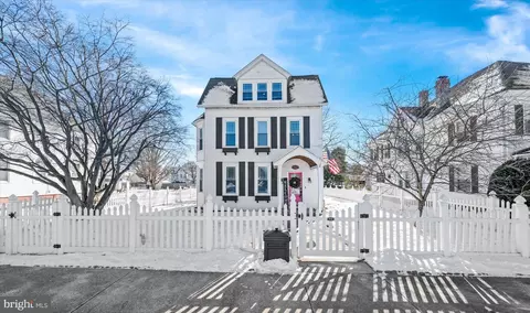 402 West St, Clayton, DE 19938