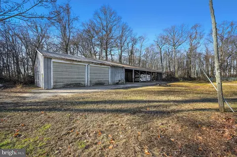 Exterior - 95 Bergold Ln, Dover, DE 19901 photo 4 of 5