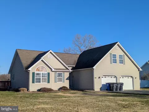 166 Woodfield Pkwy, Magnolia, DE 19962
