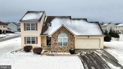 15 Maywood Dr, Clayton, DE 19938