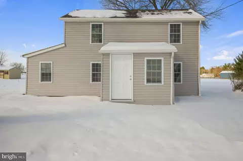 2375 Chimney Hill Rd, Felton, DE 19943