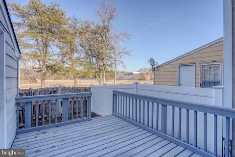 Exterior - 17 Forest Creek Dr, Dover, DE 19904 photo 3 of 3