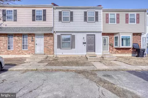 Exterior - 17 Forest Creek Dr, Dover, DE 19904 photo 1 of 3