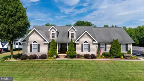 135 E Lucky Estates Dr, Harrington, DE 19952
